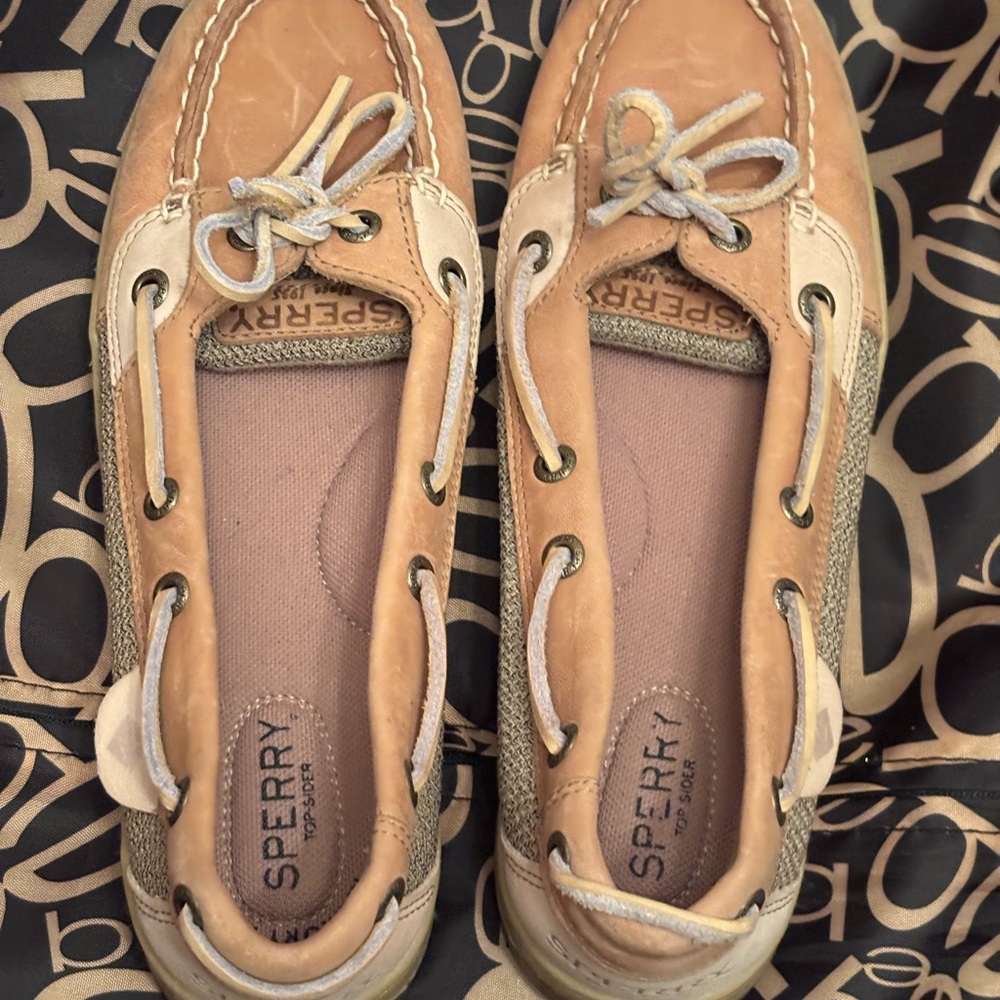 Sperry Women's Tan and Cream Loafers